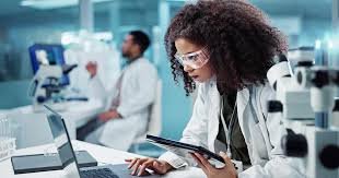 Enhancing Accuracy and Reducing Errors: The Role of LIMS in Laboratory Testing
